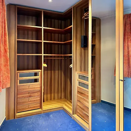 Max & Moritz Apartment